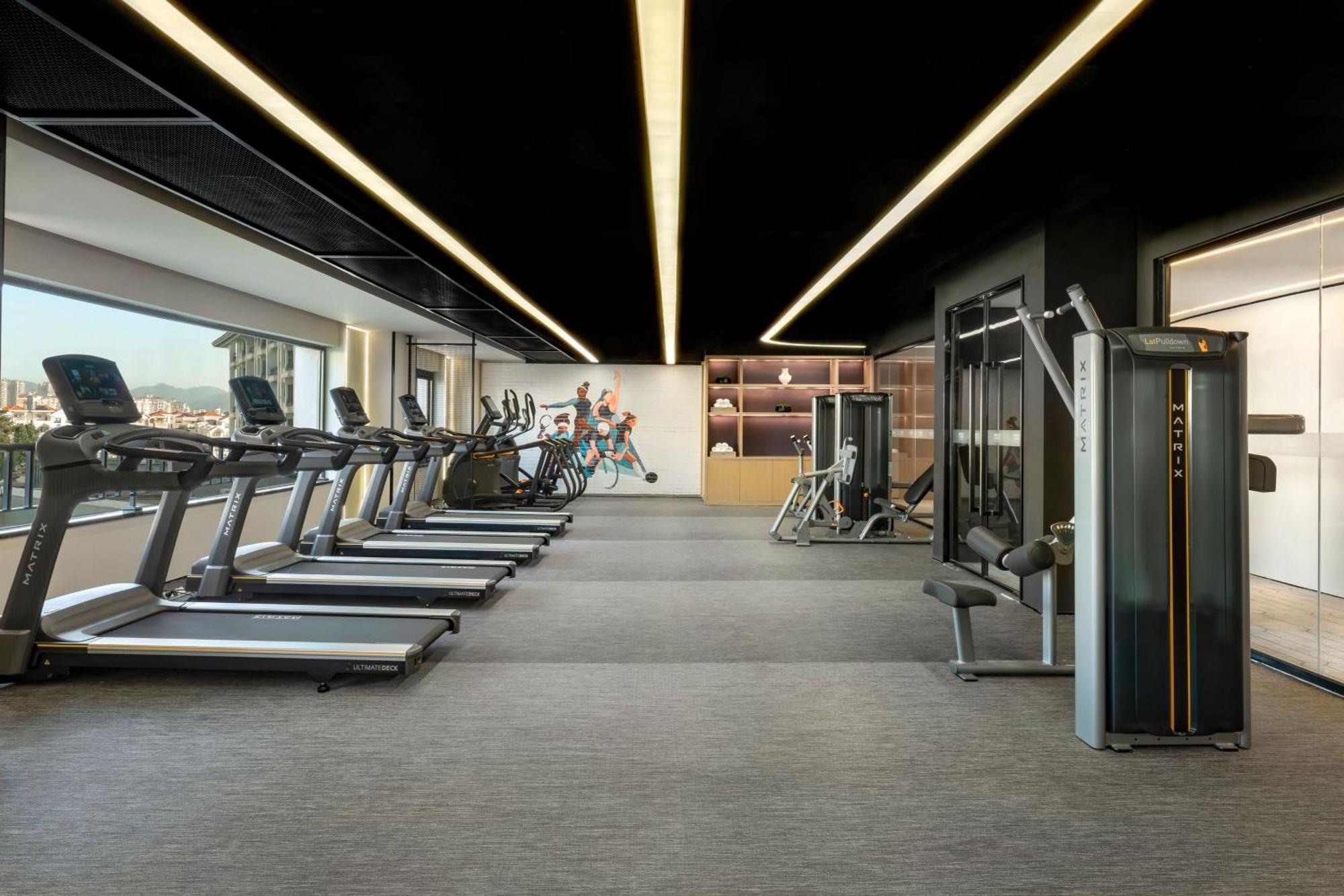 Four Points By Sheraton Yangjiang City Center ภายนอก รูปภาพ