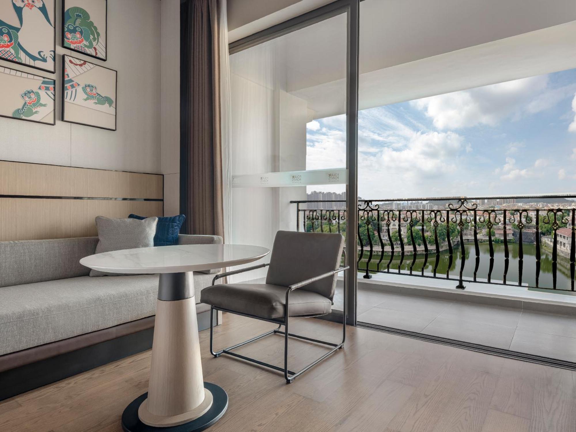 Four Points By Sheraton Yangjiang City Center ภายนอก รูปภาพ