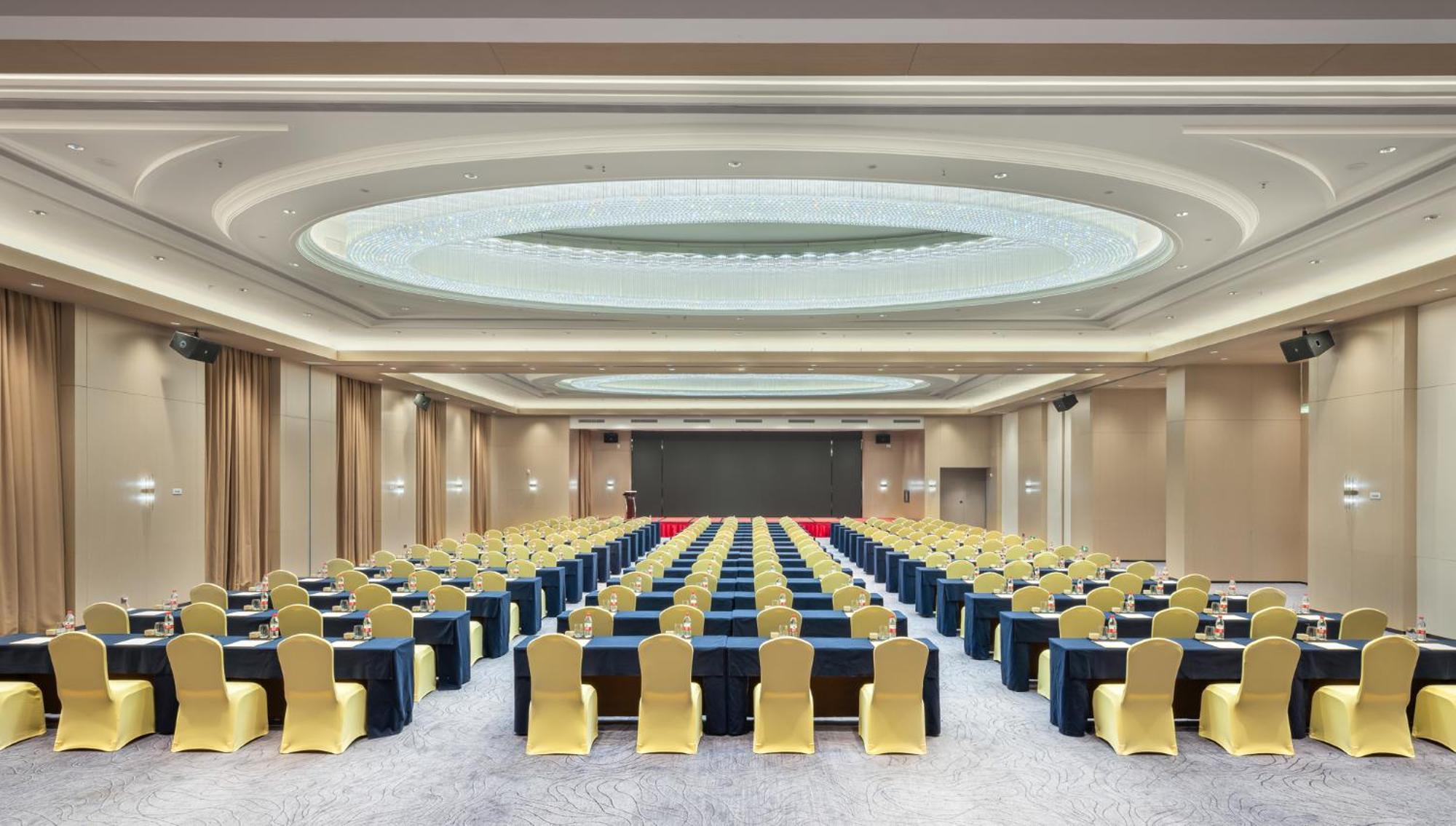 Four Points By Sheraton Yangjiang City Center ภายนอก รูปภาพ