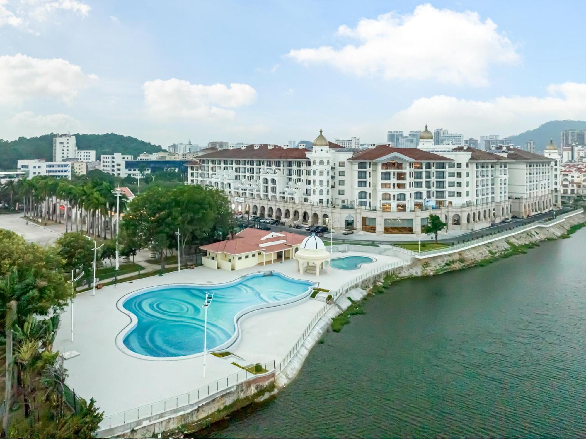 Four Points By Sheraton Yangjiang City Center ภายนอก รูปภาพ
