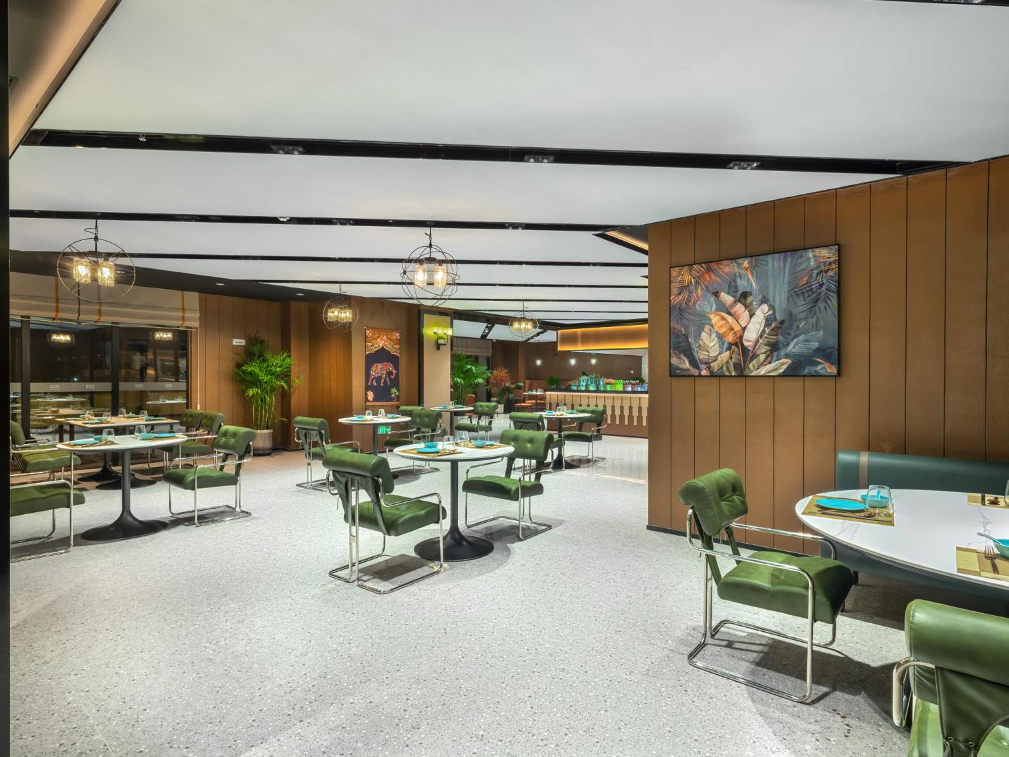 Four Points By Sheraton Yangjiang City Center ภายนอก รูปภาพ